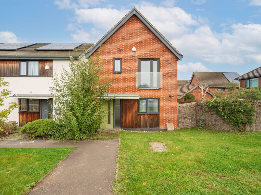 3 bed detached house for sale in Norwich Road, Watton, Thetford IP25, £