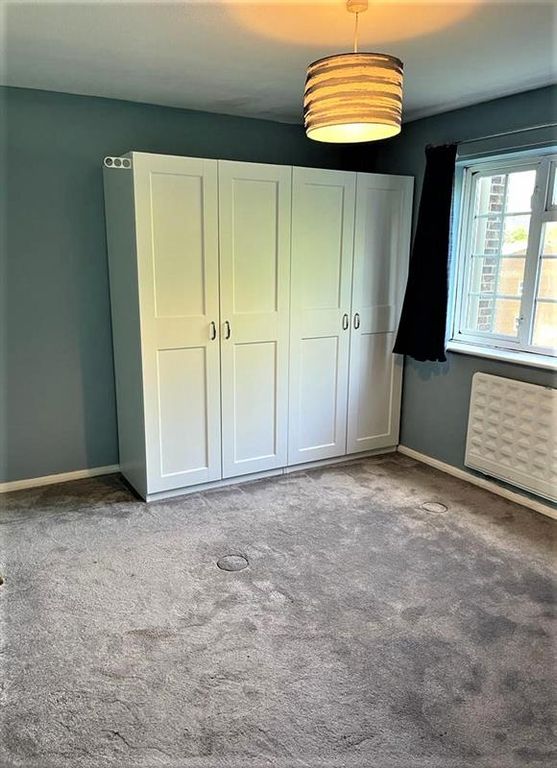 2 bed flat to rent in Arborfield Close, Slough SL1 Zoopla