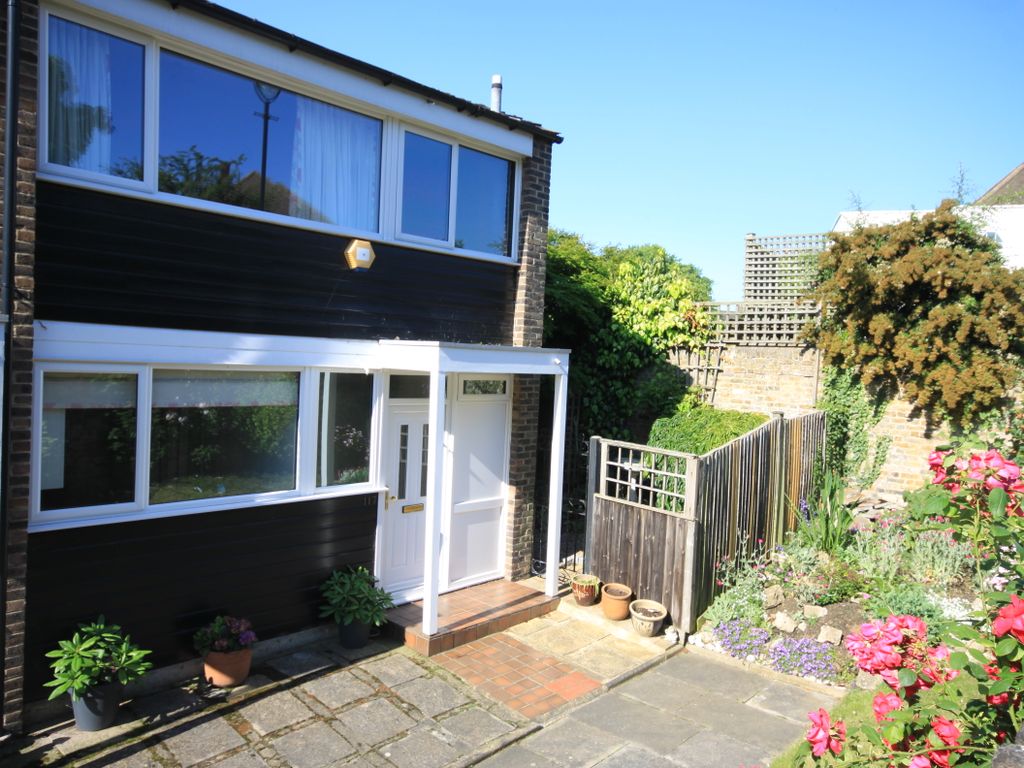 3 bed end terrace house for sale in Lee Park, Blackheath SE3 Zoopla