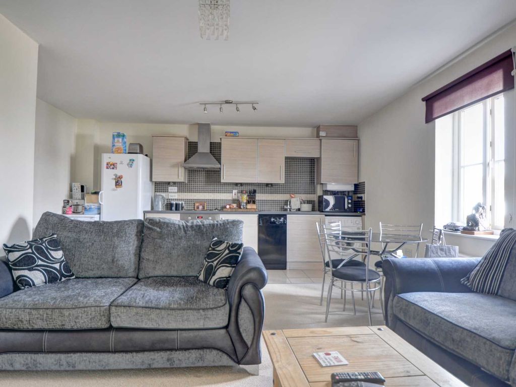 2 bed flat to rent in Stockfields Place, Stokenchurch HP14 Zoopla