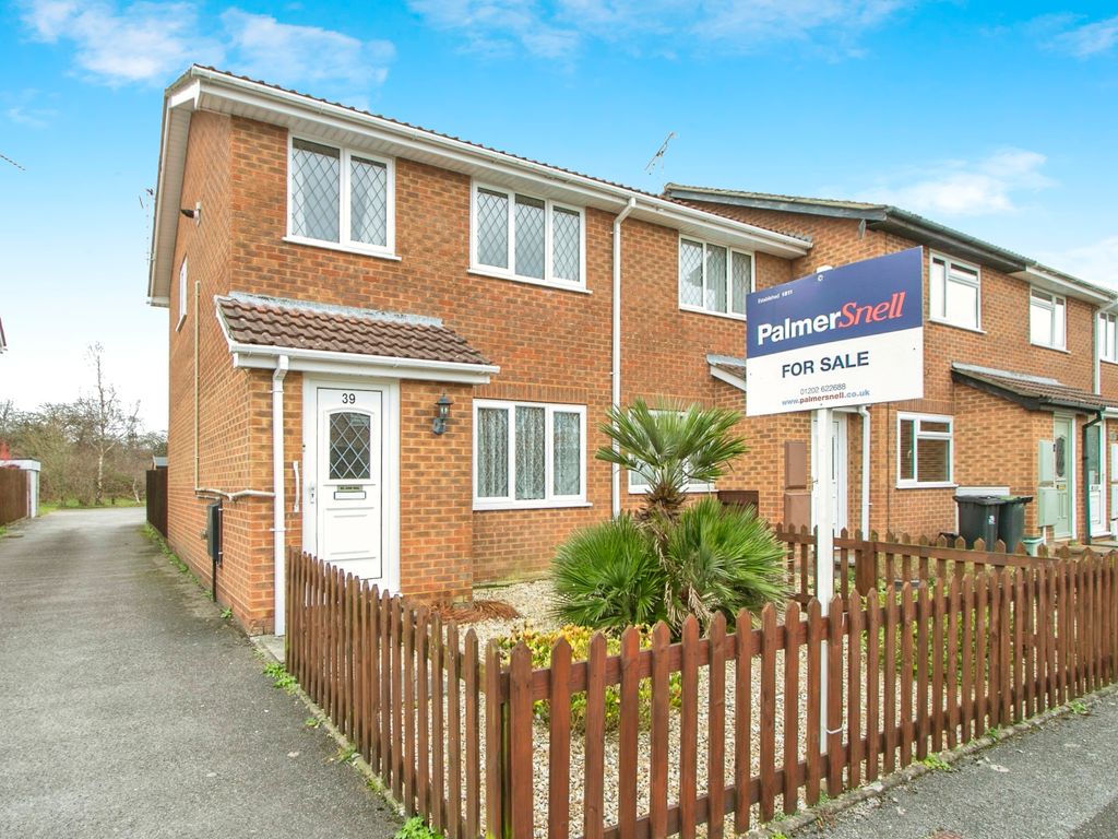 3 bed end terrace house for sale in Gorse Lane, Poole BH16, £290,000