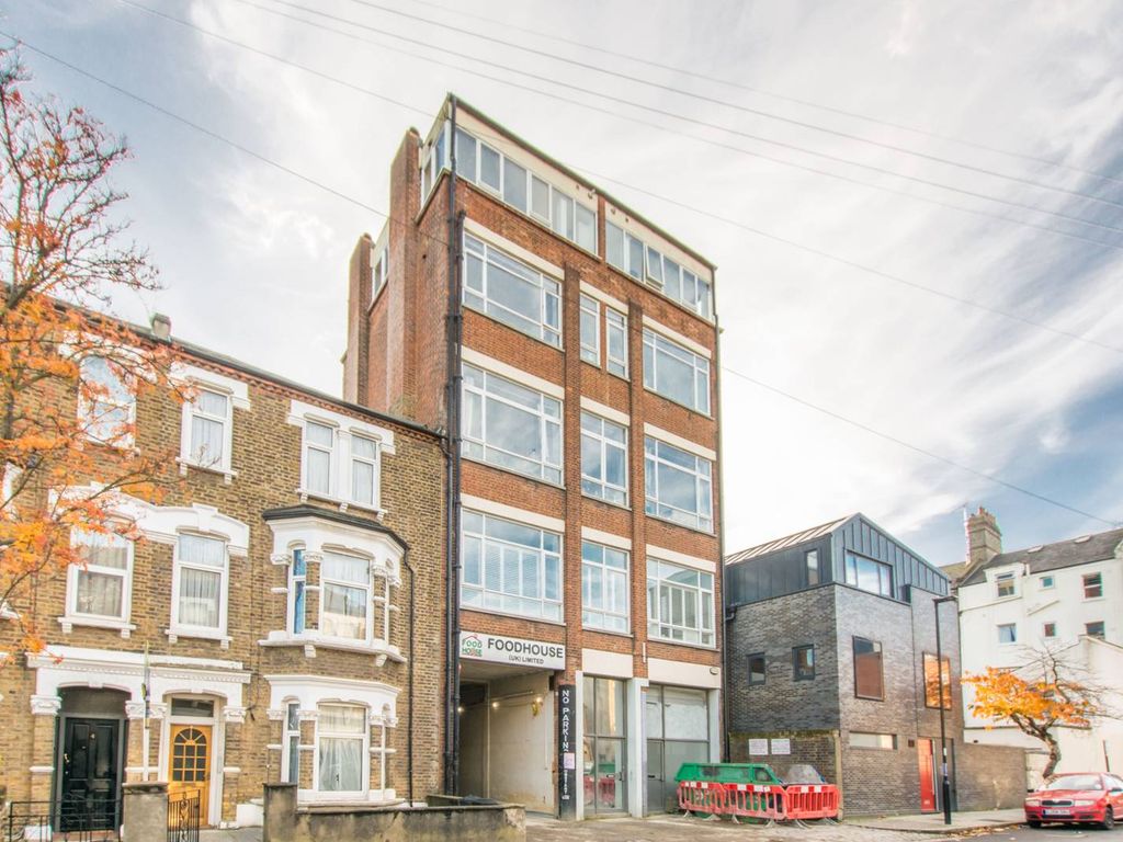 Fairbridge Road, Archway, London N19  