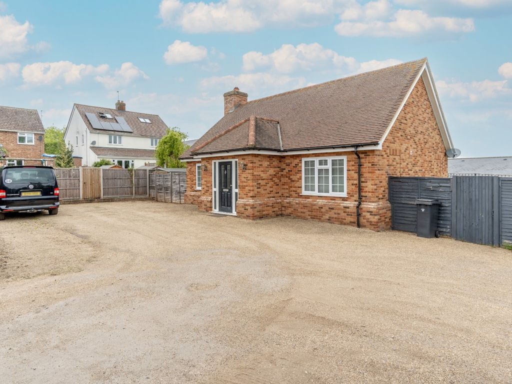 3 bed detached house for sale in Peaslands Road, Saffron Walden CB11 Zoopla