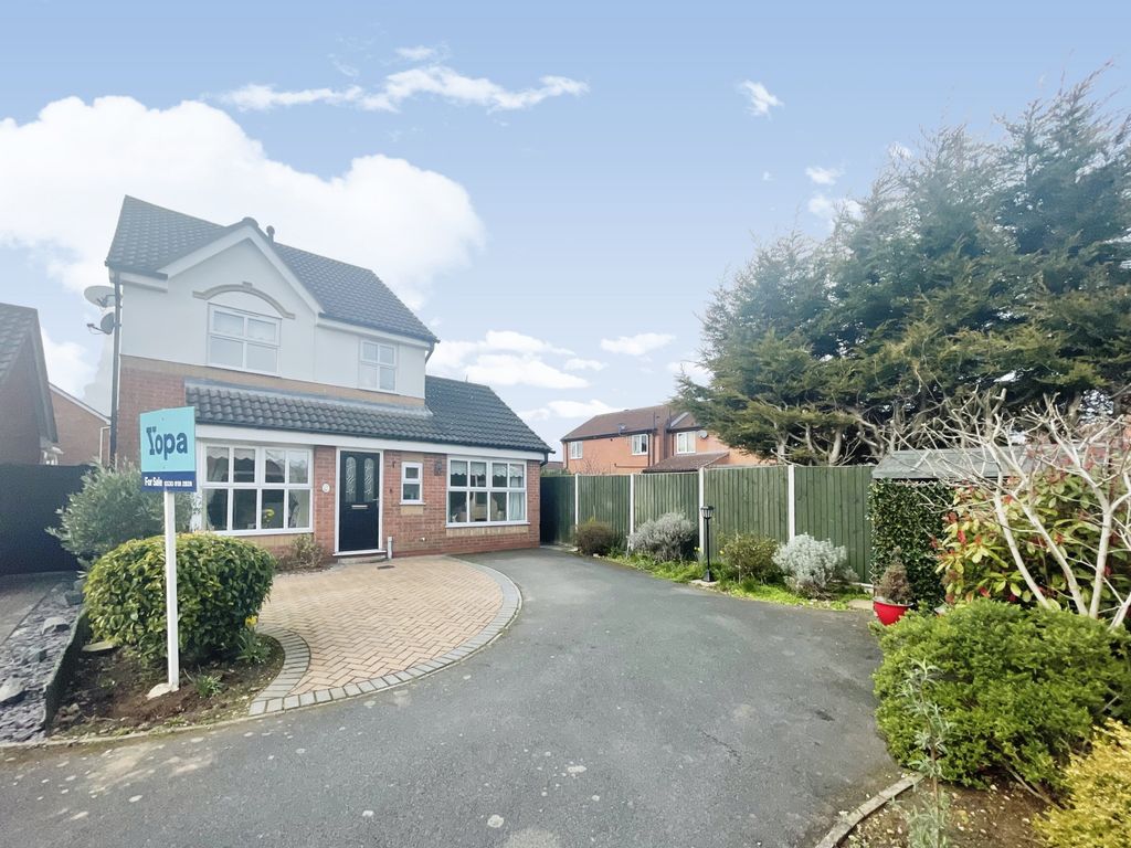 4 bed detached house for sale in Peddars Court, Bracebridge Heath