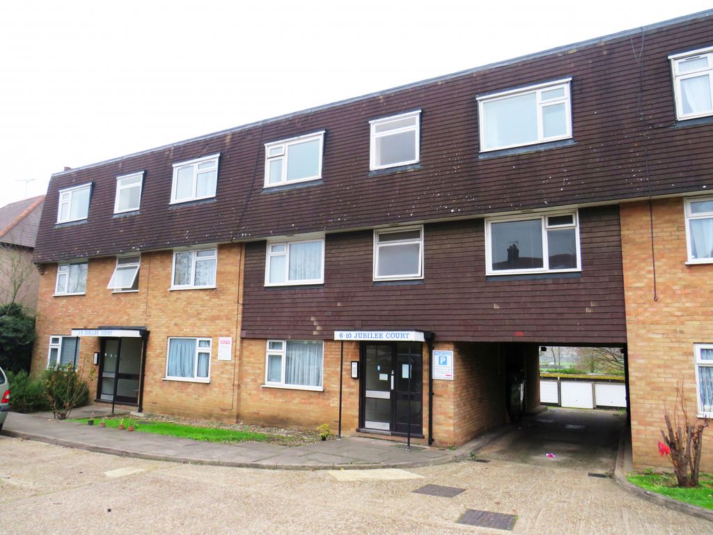 1 bed flat to rent in Jubilee Court, Preston Road, Harrow, Middlesex