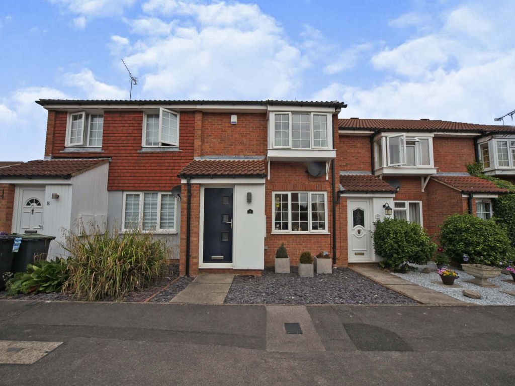 2 bed terraced house for sale in Renshaw Close, Luton LU2 Zoopla