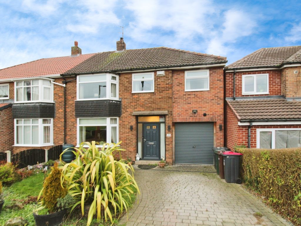 4 bed semidetached house for sale in Bank Top Road, Rotherham S65, £