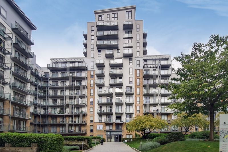 Seven Sea Gardens, Bow E3  