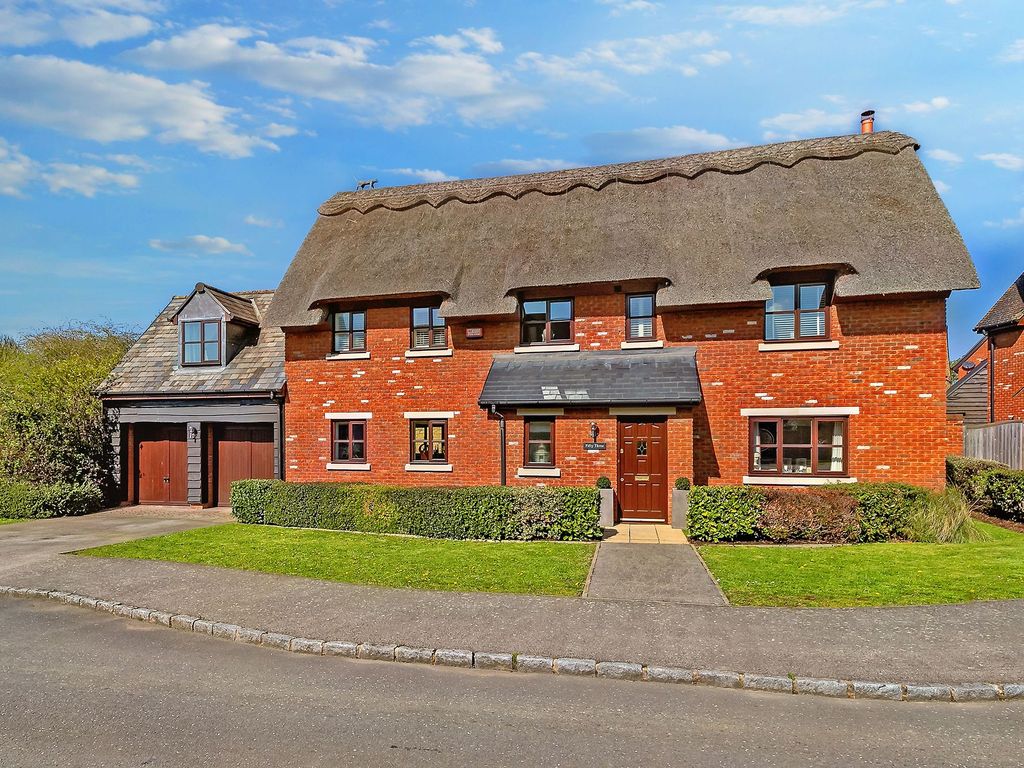 4 bed detached house for sale in Goldhawk Road, Monkston Park MK10 Zoopla