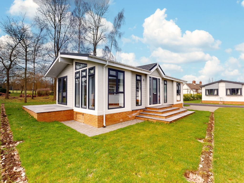 2 bed mobile/park home for sale in Mickley Lane, Stretton DE55 Zoopla