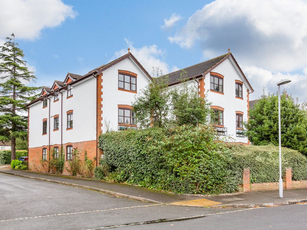 1 bed flat for sale in 55 Lenelby Road, Surbiton KT6, £250,000 Zoopla