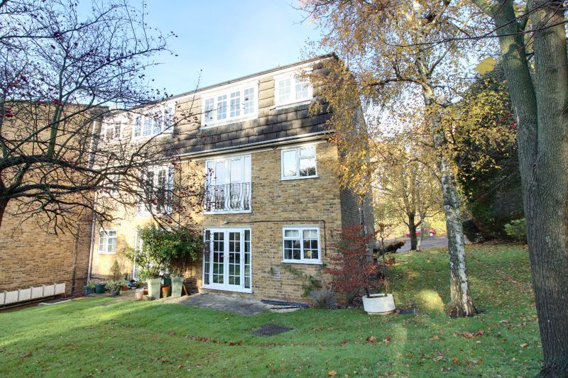 1 bed flat for sale in Crofton Way, Enfield EN2 Zoopla