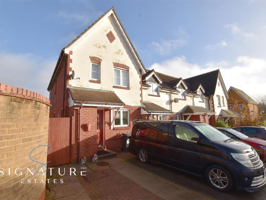 3 bed end terrace house for sale in Chalkdell Hill, Hemel Hempstead