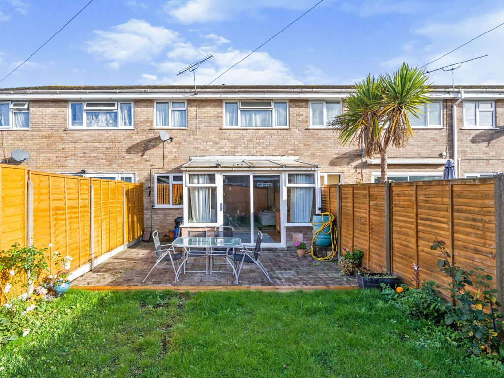 3 bed terraced house for sale in Oldbarn Close, Calmore, Southampton SO40 Zoopla