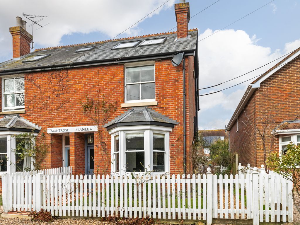 4 bed semidetached house for sale in Sutton Scotney, Winchester SO21