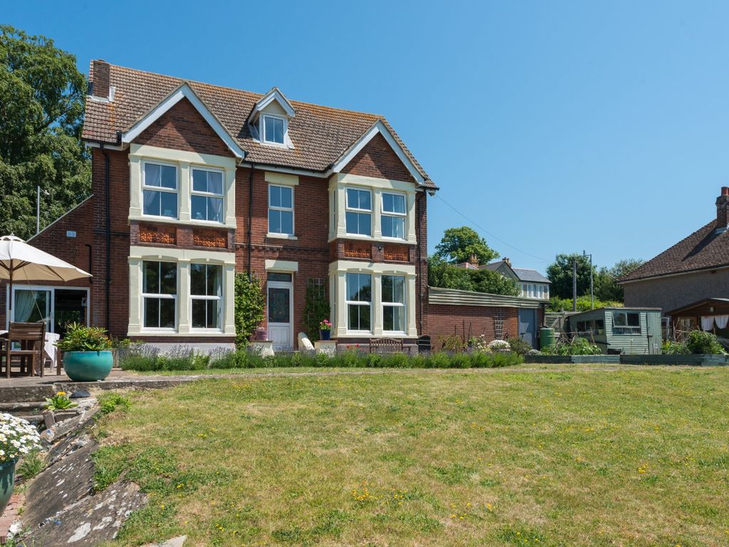 7 bed detached house for sale in London Road, Temple Ewell, Kent CT16