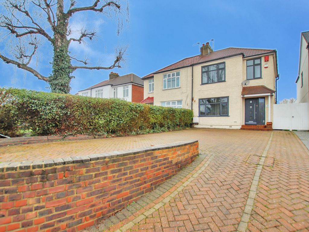 3 bed semidetached house for sale in Blackfen Road, Sidcup, Kent DA15