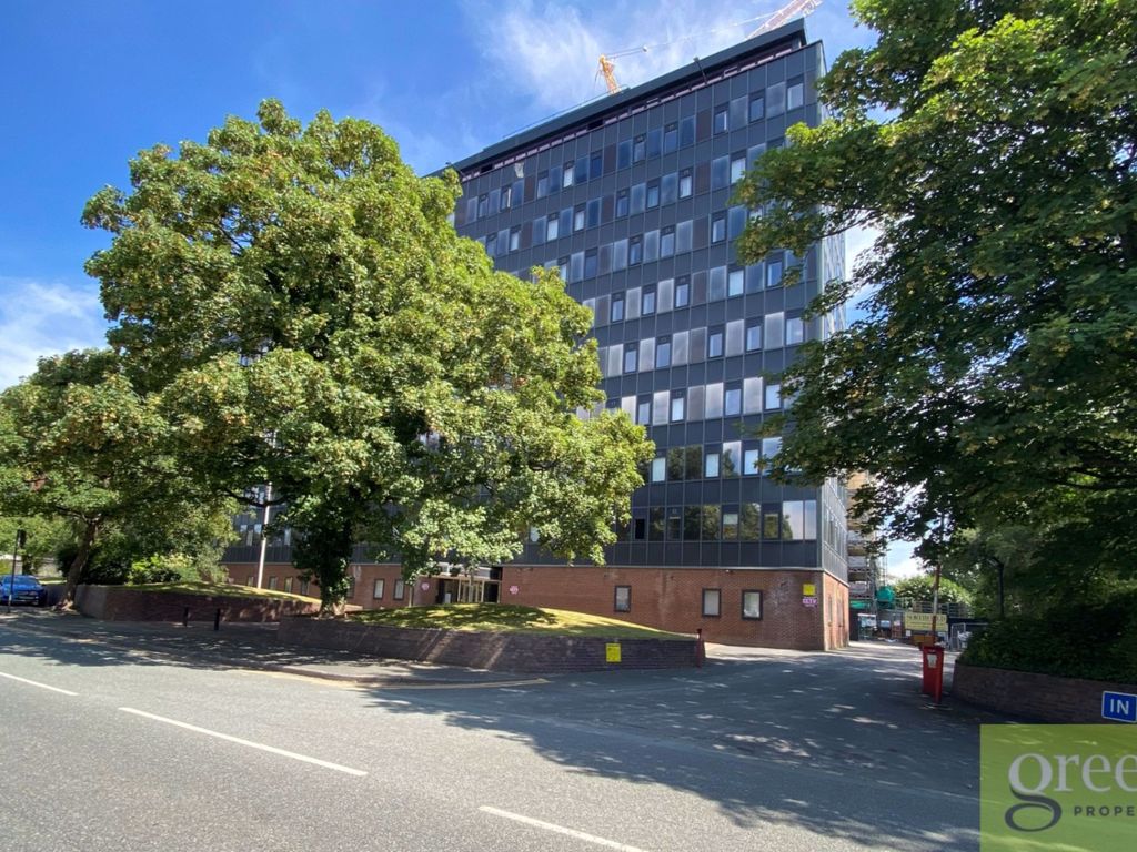 4 bed flat to rent in Seymour Grove, Old Trafford, Trafford M16, £1,500