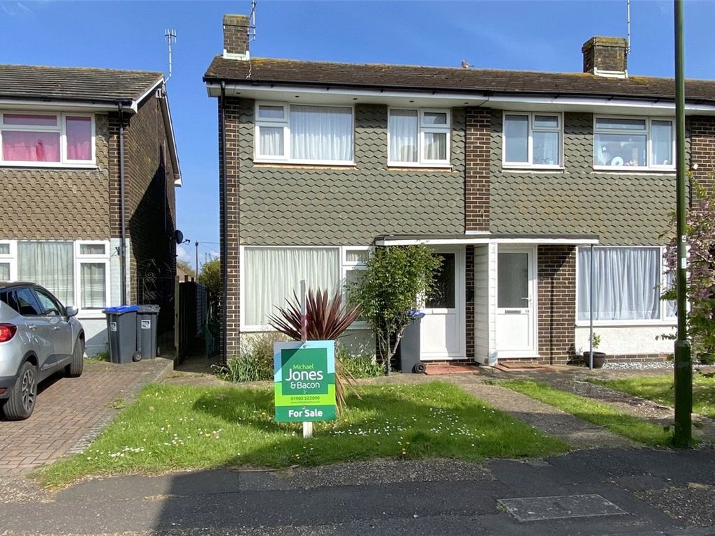 2 bed end terrace house for sale in Garden Close, Sompting, West Sussex