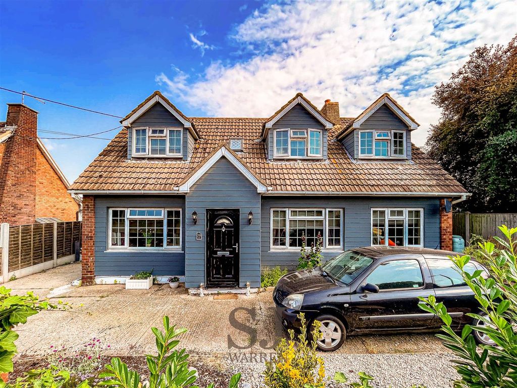 4 bed detached house for sale in Queen Street, Southminster CM0 Zoopla