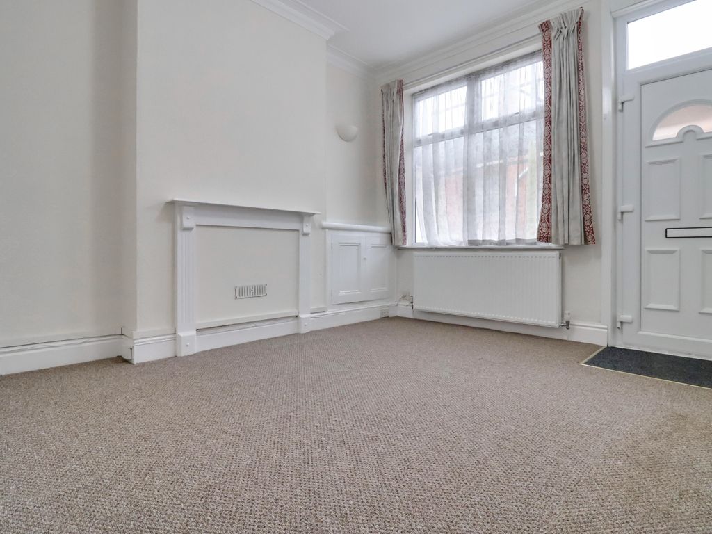 2 bed terraced house to rent in Eastleigh Road, Leicester LE3, £900 pcm Zoopla