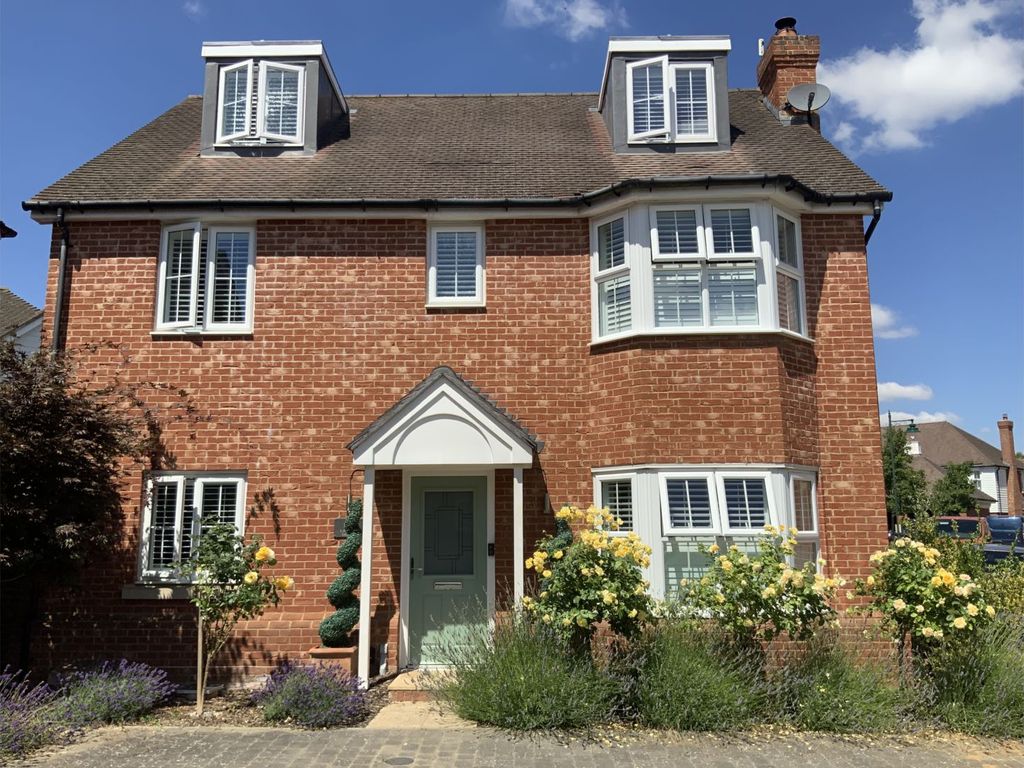 5 bed detached house for sale in Lancer Drive, West Malling ME19 Zoopla