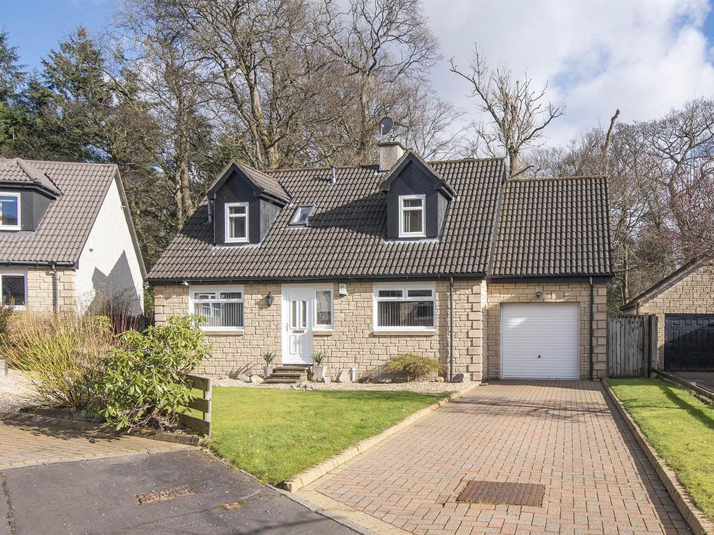 4 bed detached house for sale in Chalmers Place, Tillicoultry FK13 Zoopla