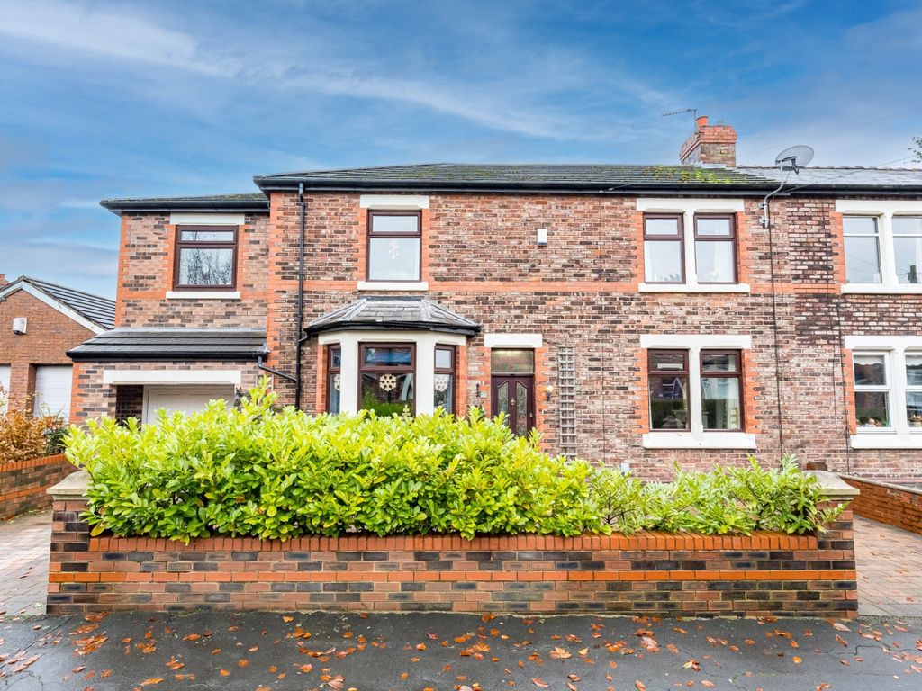 5 bed semidetached house for sale in 42, Sinclair Avenue, Prescot L35