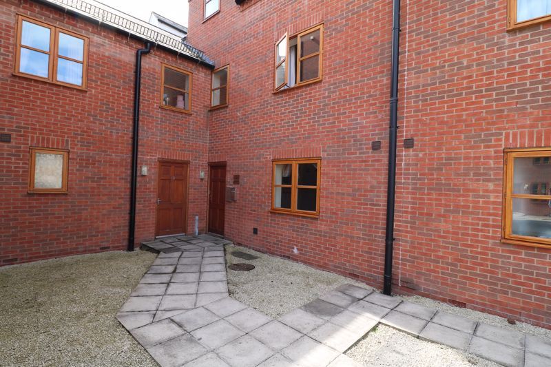 2 bed flat to rent in Carlisle Mews, Gainsborough DN21 Zoopla