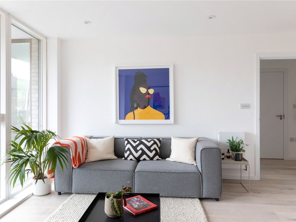 New home, 2 bed flat for sale in Stratford Park, 86 West Ham Lane