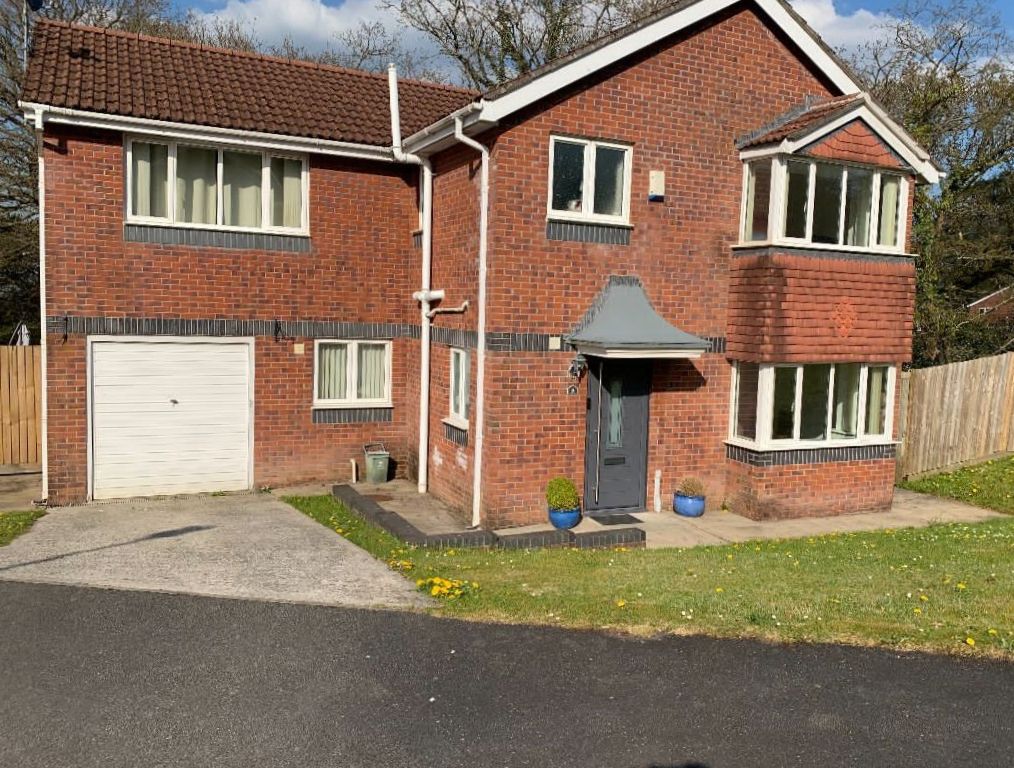 4 bed detached house for sale in MaesYDeri, Gowerton SA4, £410,000