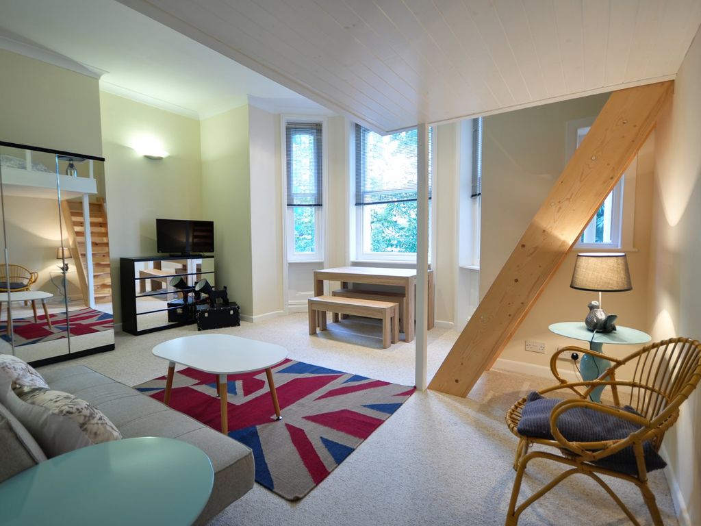 Studio to rent in Durley Gardens, Bournemouth BH2, £825 pcm Zoopla