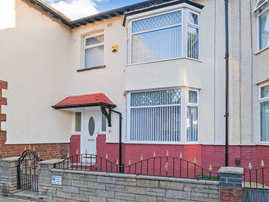 3 bed terraced house for sale in Broad Green Road, Broad Green