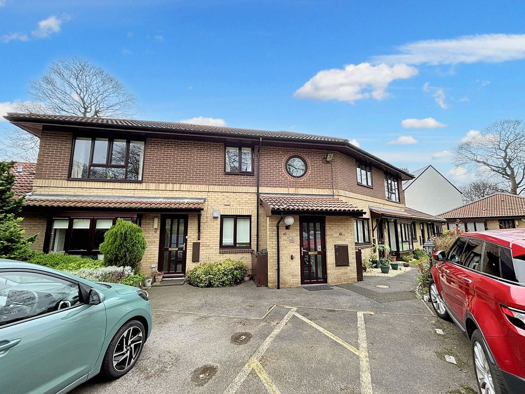 2 bed flat for sale in Sandyford Park, Sandyford, Newcastle Upon Tyne