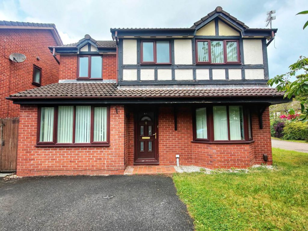 5 bed detached house to rent in North Park Brook Road, Callands