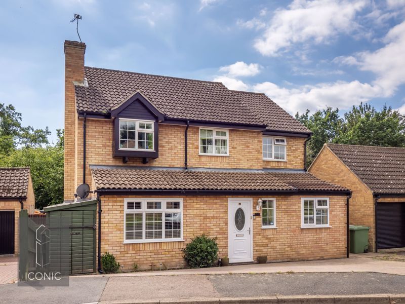 5 bed detached house for sale in Suters Drive, Taverham, Norwich NR8, £