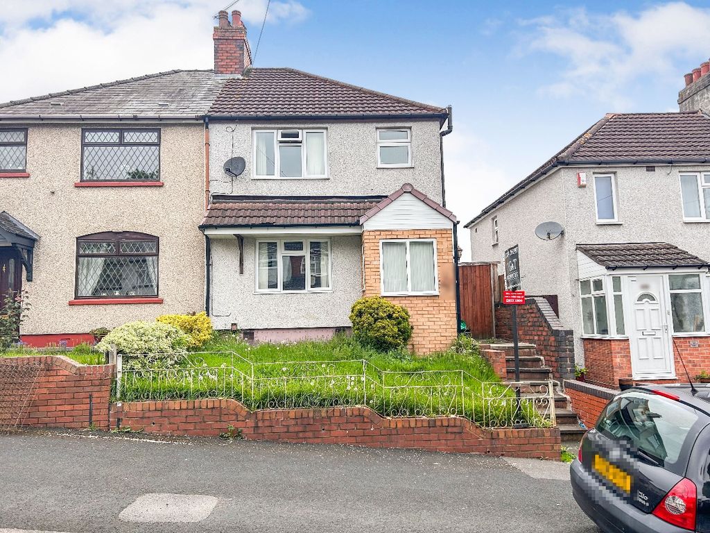 3 bed semidetached house for sale in Highfield Road, Dudley DY2 Zoopla
