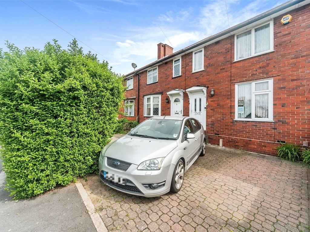 3 bed terraced house for sale in Peterborough Road, Carshalton SM5, £