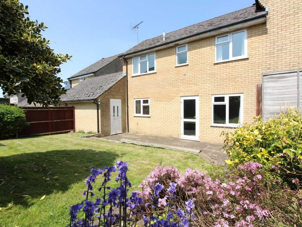 2 bed end terrace house for sale in Rowell Way, Chipping Norton OX7, £