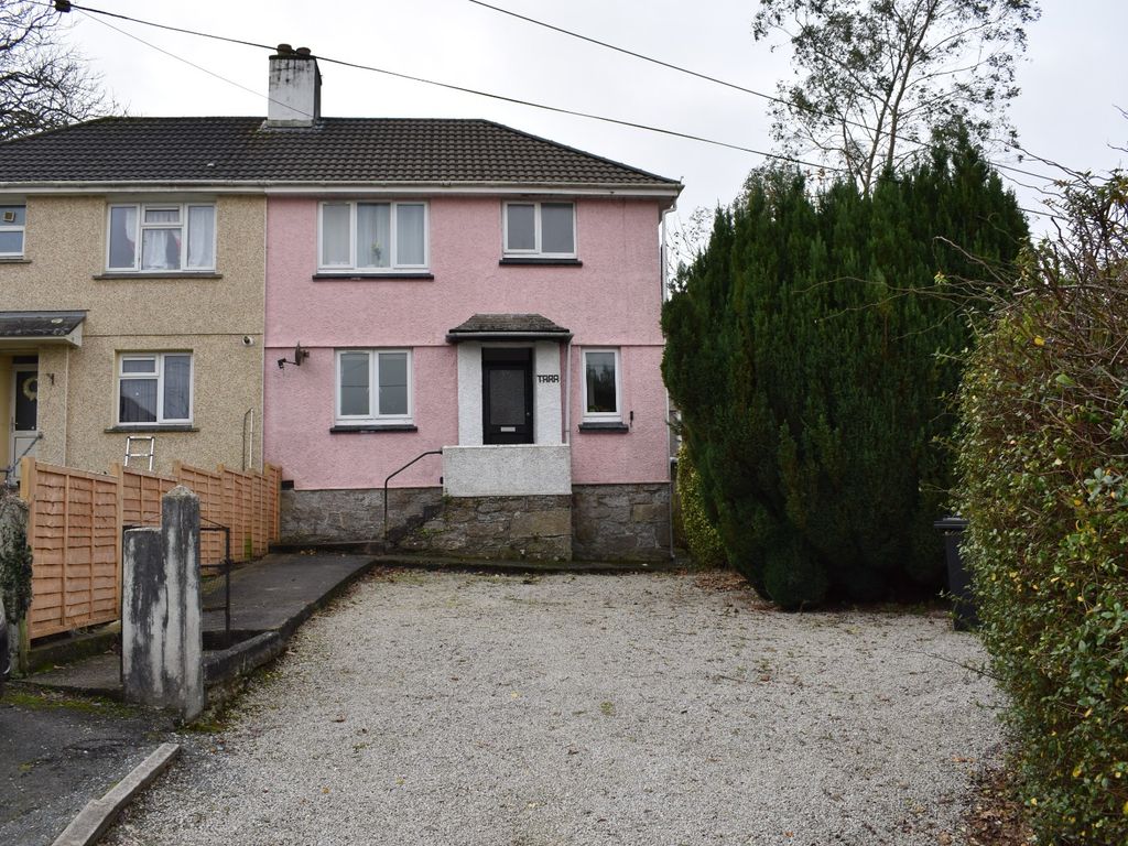 4 bed terraced house to rent in Glasney Place, Penryn TR10, £2,200 pcm