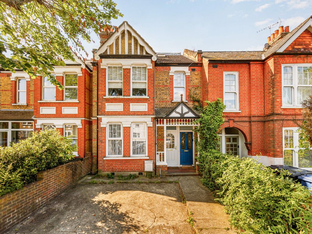 2 bed for sale in Little Ealing Lane, London W5, £475,000