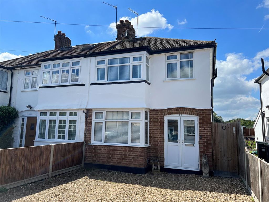 3 bed end terrace house for sale in Barton Way, Croxley Green, Rickmansworth WD3, £595,000 Zoopla