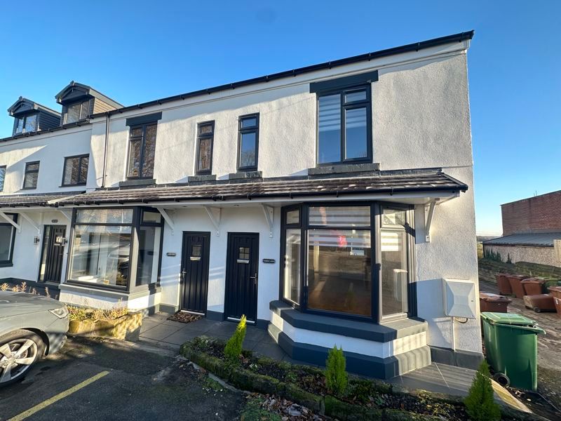 3 bed end terrace house for sale in Doncaster Road, Ackworth