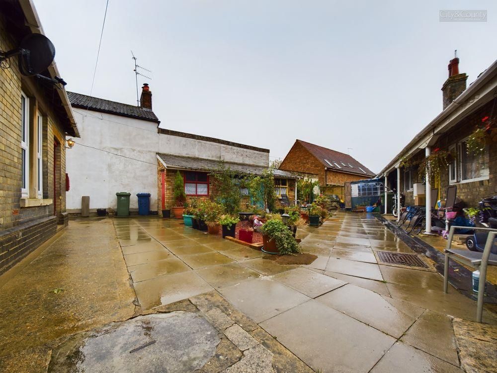 3 bed property for sale in London Street, Whittlesey, Peterborough PE7