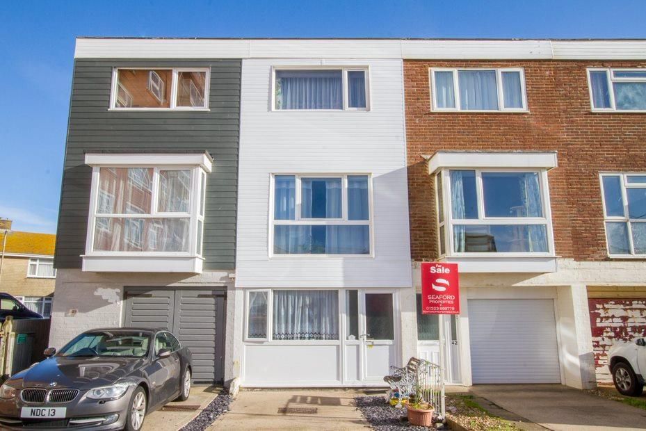 3 bed terraced house for sale in Dane Close, Seaford BN25 Zoopla