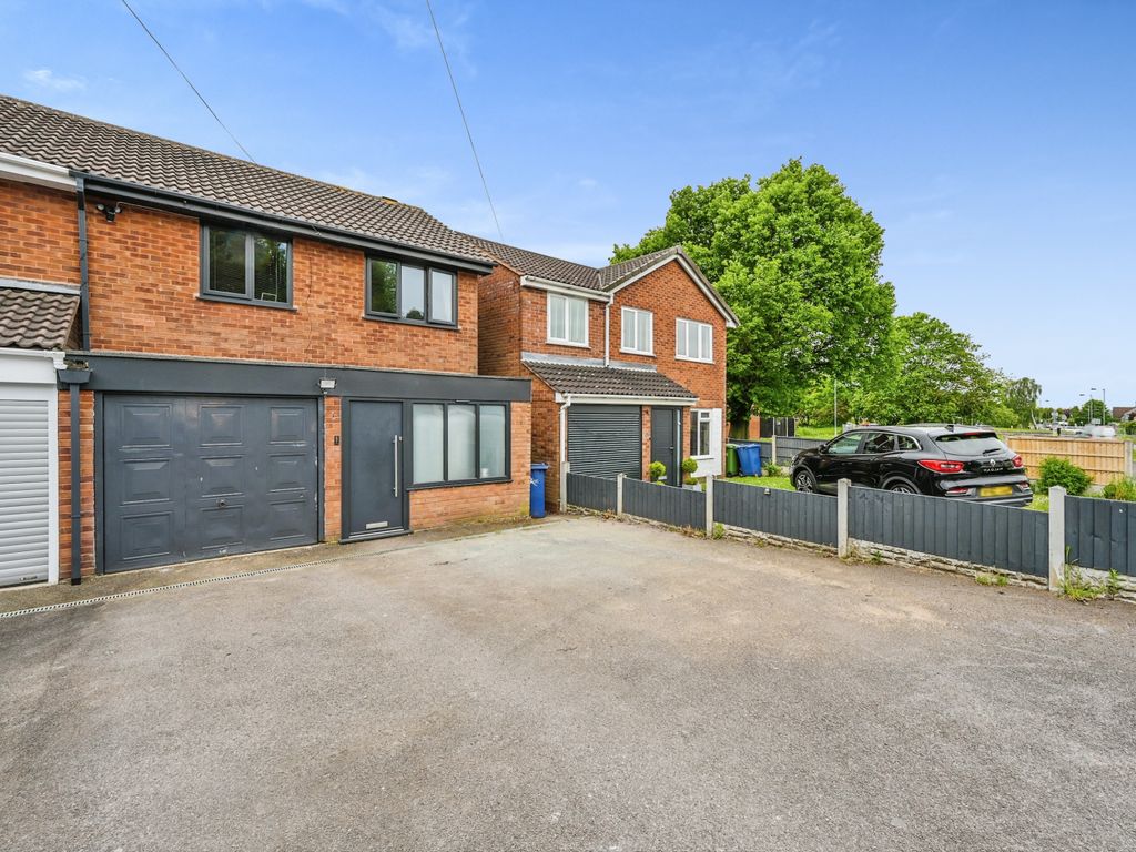 3 bed semidetached house for sale in Hednesford Road, Heath Hayes