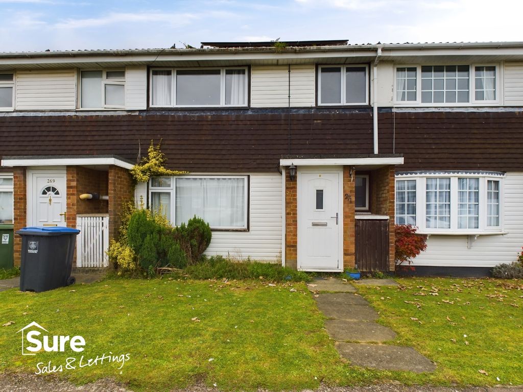 3 bed terraced house for sale in St. Agnells Lane, Hemel Hempstead