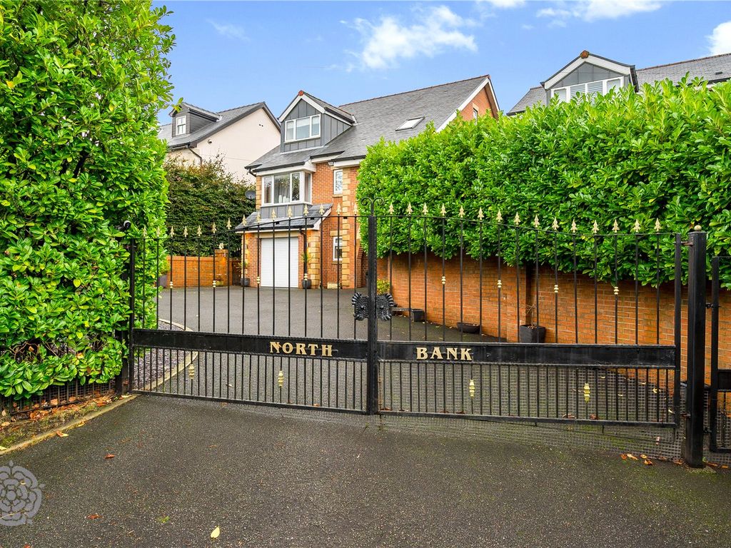 4 bed detached house for sale in Windy Harbour Lane, Bromley Cross