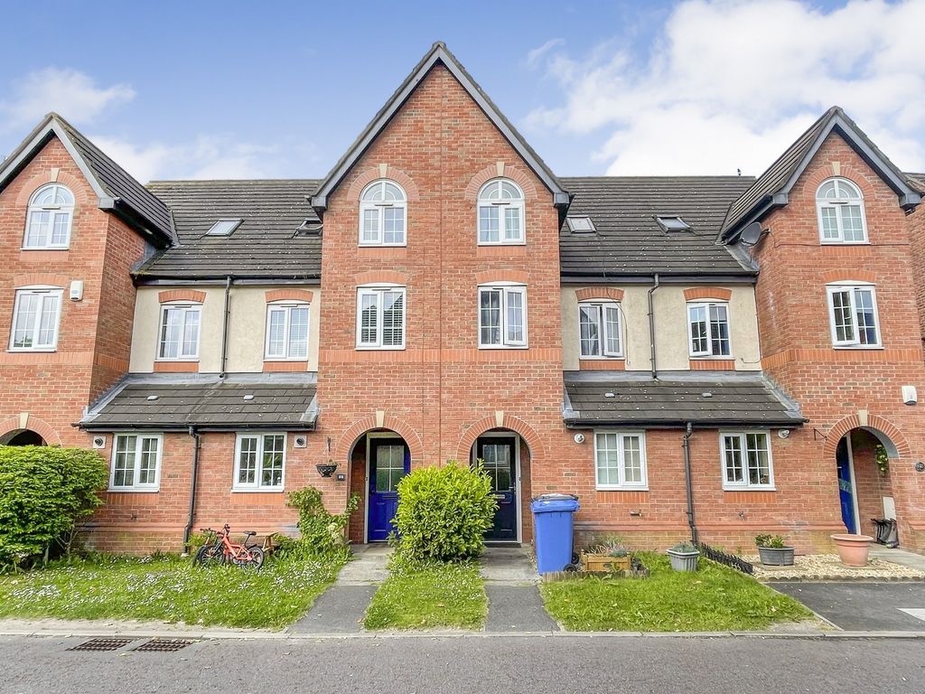 3 bed terraced house for sale in Lytham Close, Great Sankey, Warrington