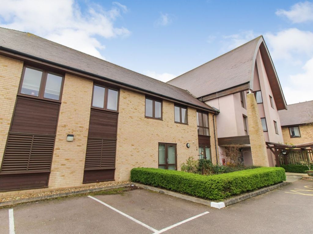 1 bed flat to rent in Flat, Ladyslaude Court, Bramley Way, Bedford MK41, £800 pcm Zoopla